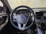 2017 XC60 Thumbnail 11