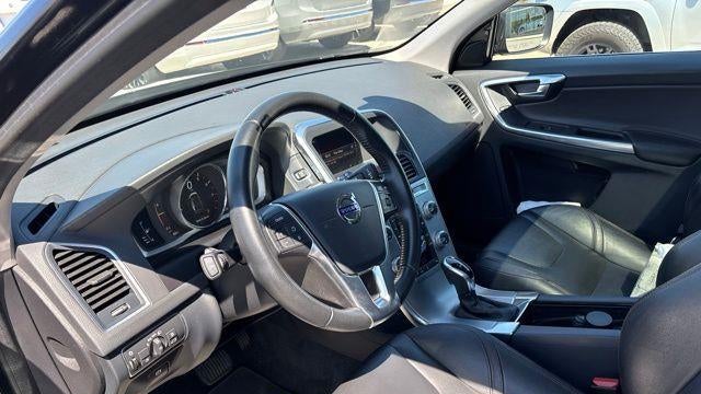 2017 Volvo XC60 T6 Dynamic