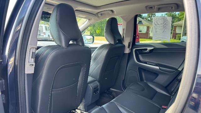 2017 Volvo XC60 T6 Dynamic