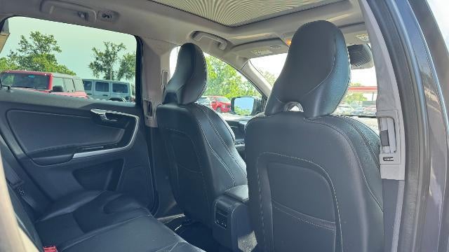 2017 Volvo XC60 T6 Dynamic