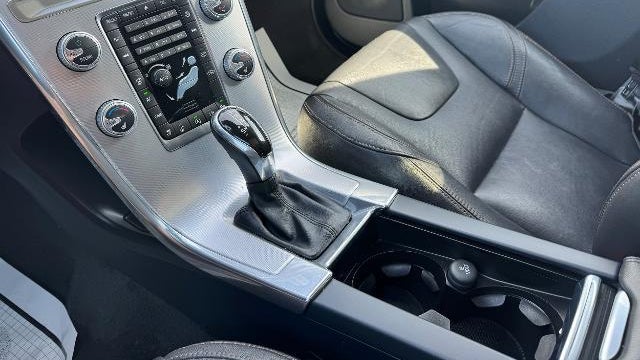 2017 Volvo XC60 T6 Dynamic