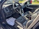 2017 XC60 Thumbnail 11