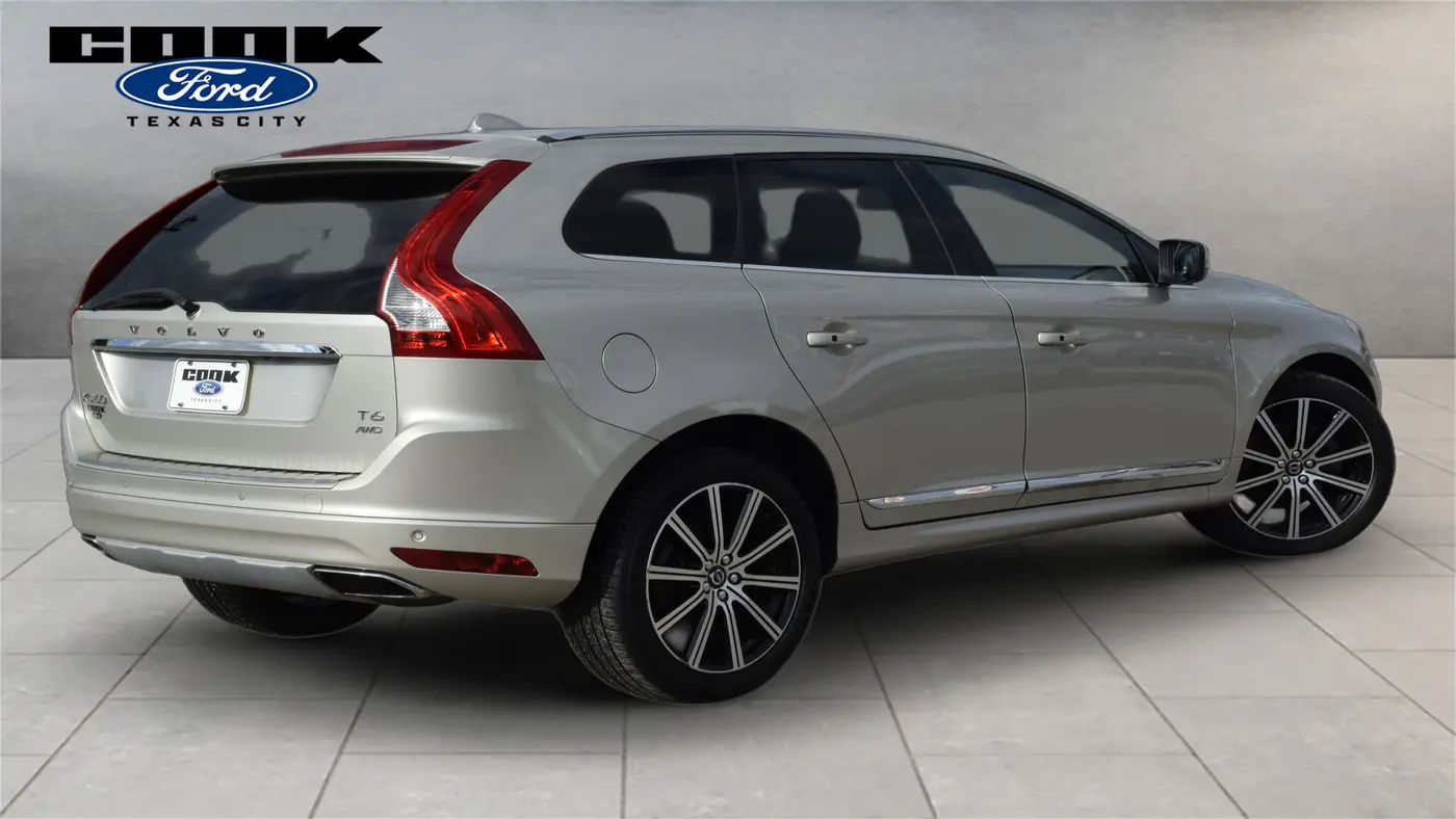 2017 Volvo XC60 T6 Inscription