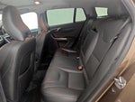 2016 V60 Cross Country Thumbnail 19