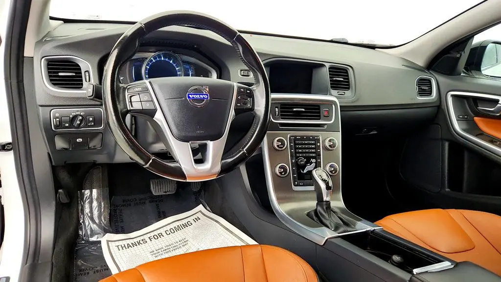 2015 Volvo V60 - $12,795