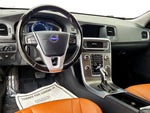 2015 V60 Cross Country Thumbnail 13