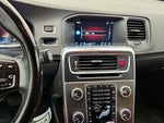 2015 V60 Cross Country Thumbnail 17