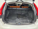2015 V60 Cross Country Thumbnail 22