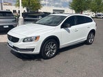 2016 V60 Cross Country Thumbnail 9