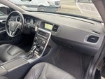 2015 V60 Cross Country Thumbnail 26