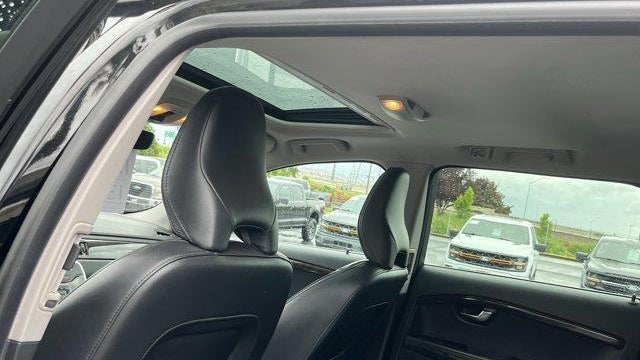 2016 Volvo XC70 T5 Premier