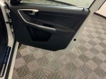 2016 XC60 Thumbnail 31