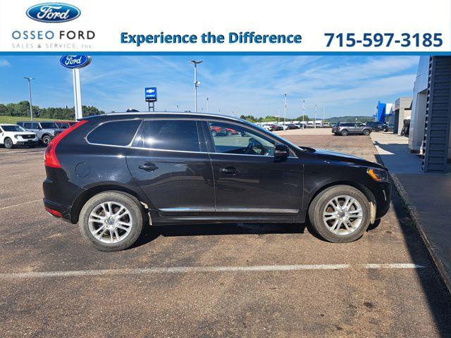 2016 Volvo XC60 - $8,400