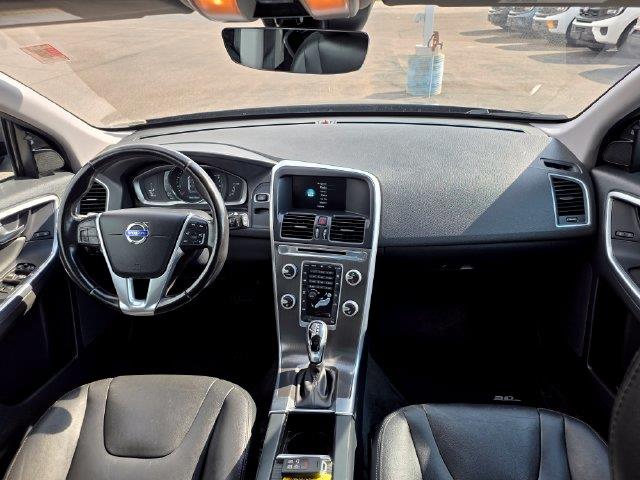 2016 Volvo XC60 - $8,400