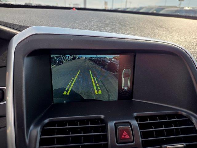 2016 Volvo XC60 - $8,400