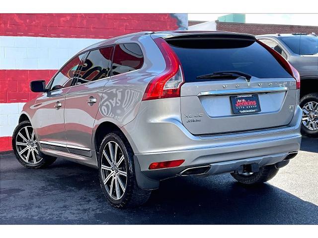 2016 Volvo XC60 - $11,872