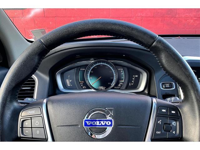 2016 Volvo XC60 - $11,872