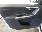 2016 XC60 Thumbnail 31