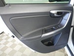 2016 XC60 Thumbnail 32