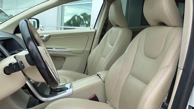 2016 Volvo XC60 T5 Premier