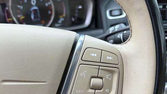 2016 Volvo XC60 T5 Premier