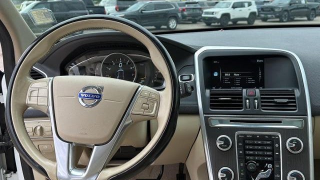 2016 Volvo XC60 T5 Premier