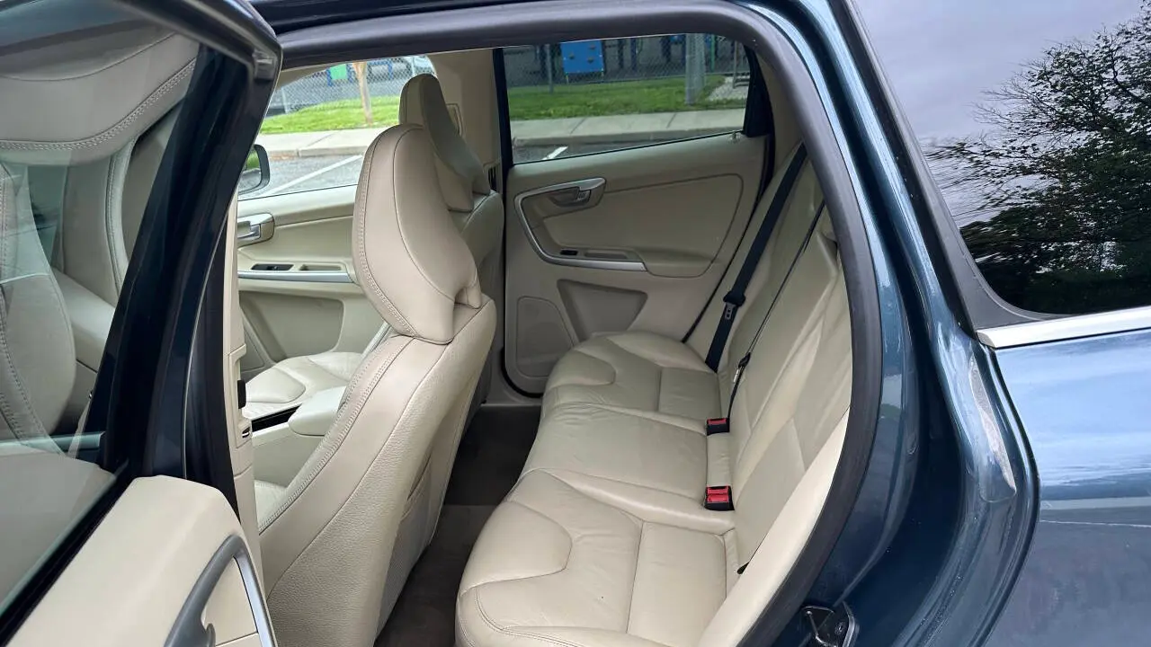 2011 Volvo XC60 T6