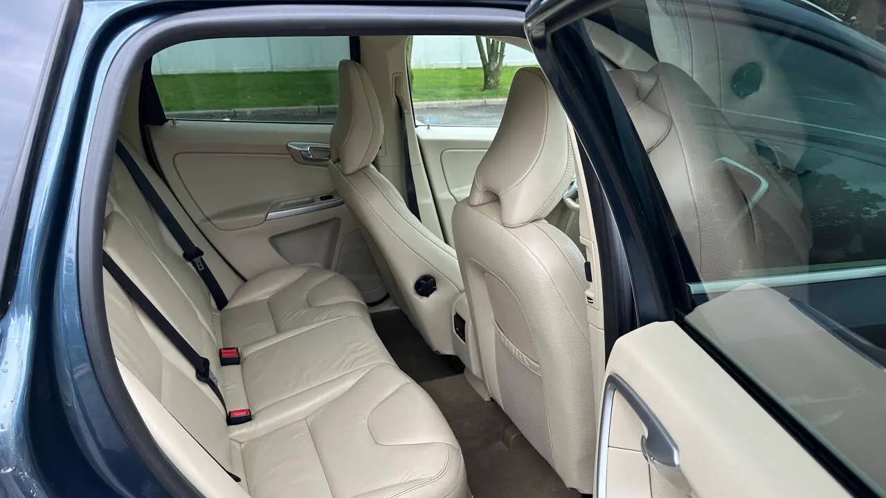 2011 Volvo XC60 T6