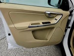 2013 XC60 Thumbnail 11