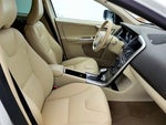 2013 XC60 Thumbnail 25