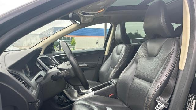 2013 Volvo XC60 T6 Platinum