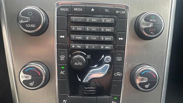 2013 Volvo XC60 T6 Platinum
