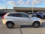 2015 XC60 Thumbnail 3