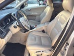 2015 XC60 Thumbnail 12