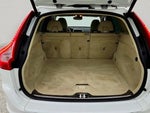 2015 XC60 Thumbnail 23