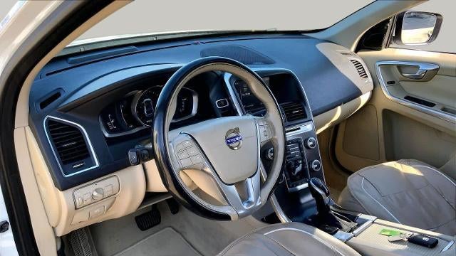 2015 Volvo XC60 T6 Platinum