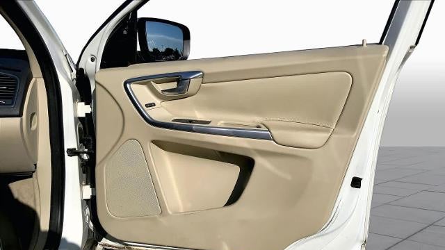 2015 Volvo XC60 T6 Platinum