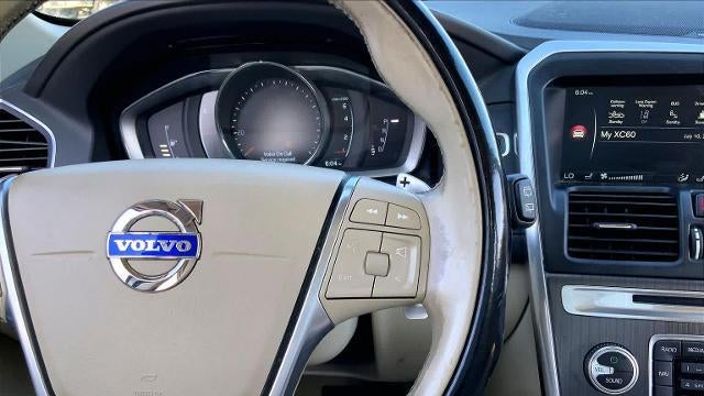 2015 Volvo XC60 T6 Platinum