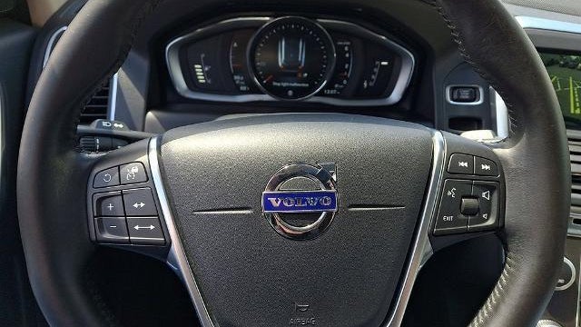 2016 Volvo XC60 T6 Platinum