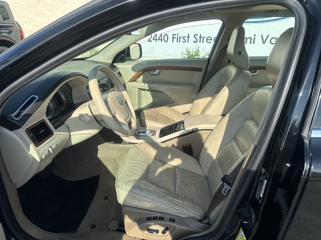 2010 Volvo C70 - $8,500