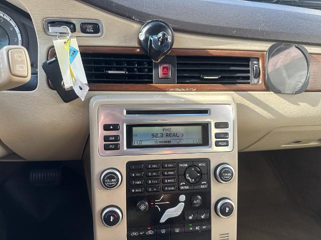 2010 Volvo C70 - $8,500