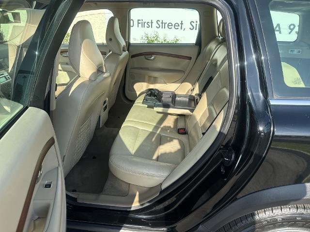 2010 Volvo C70 - $8,500