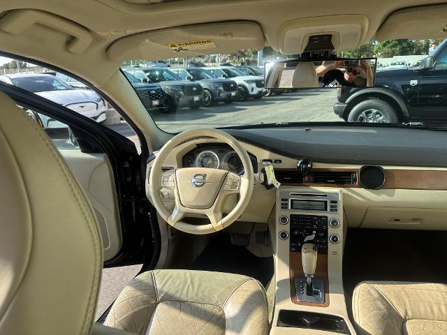 2010 Volvo C70 - $8,500