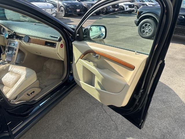 2010 Volvo C70 - $8,500