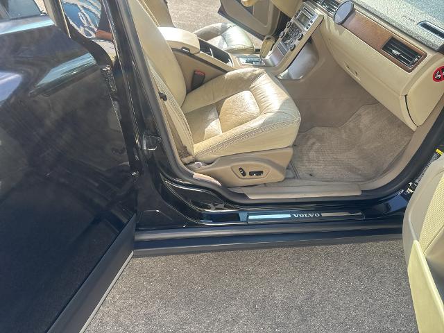 2010 Volvo C70 - $8,500