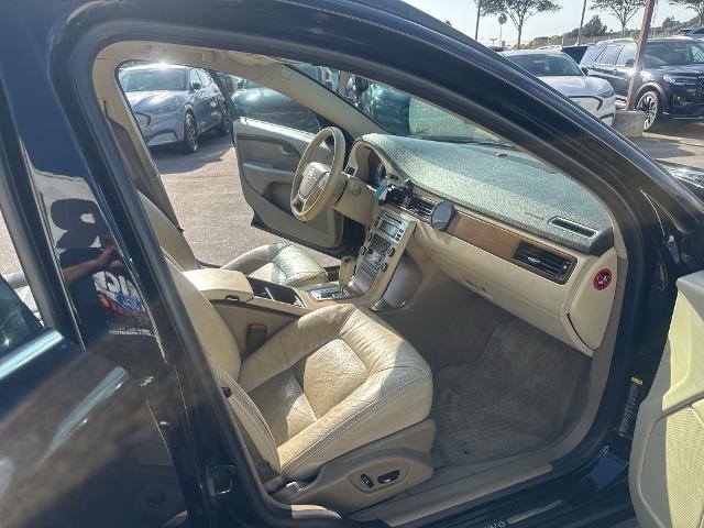 2010 Volvo C70 - $8,500