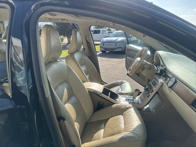 2010 Volvo C70 - $8,500