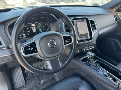 Photo of a 2020 Volvo XC90 AWD T6 Momentum 6-Passenger 4DR SUV for sale