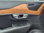 2022 XC90 Thumbnail 4