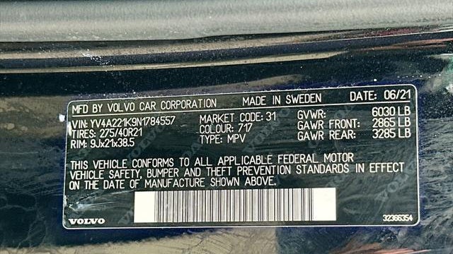 2022 Volvo XC90 T6 Momentum 6-Passenger
